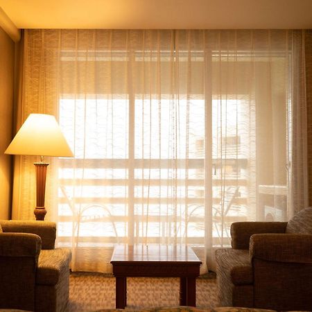 Radisson Blu Hotel, Greater Noida Ngoại thất bức ảnh A room at the hotel