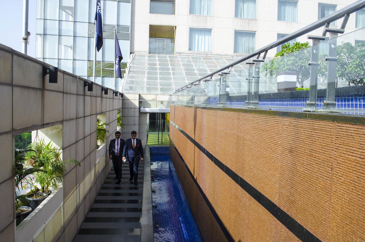 Radisson Blu Hotel, Greater Noida Ngoại thất bức ảnh European Parliament